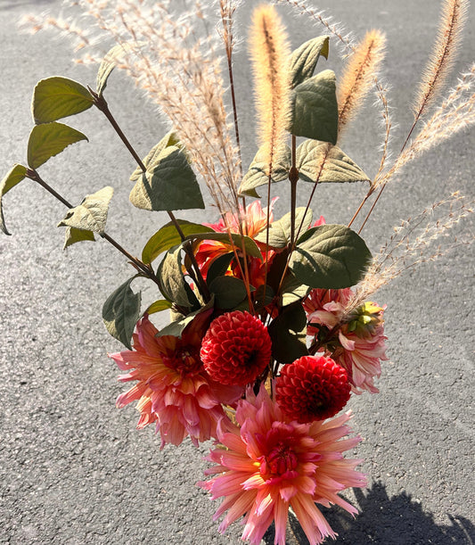 Dahlias 4 Dentistry Bulk Order - Small Bouquet